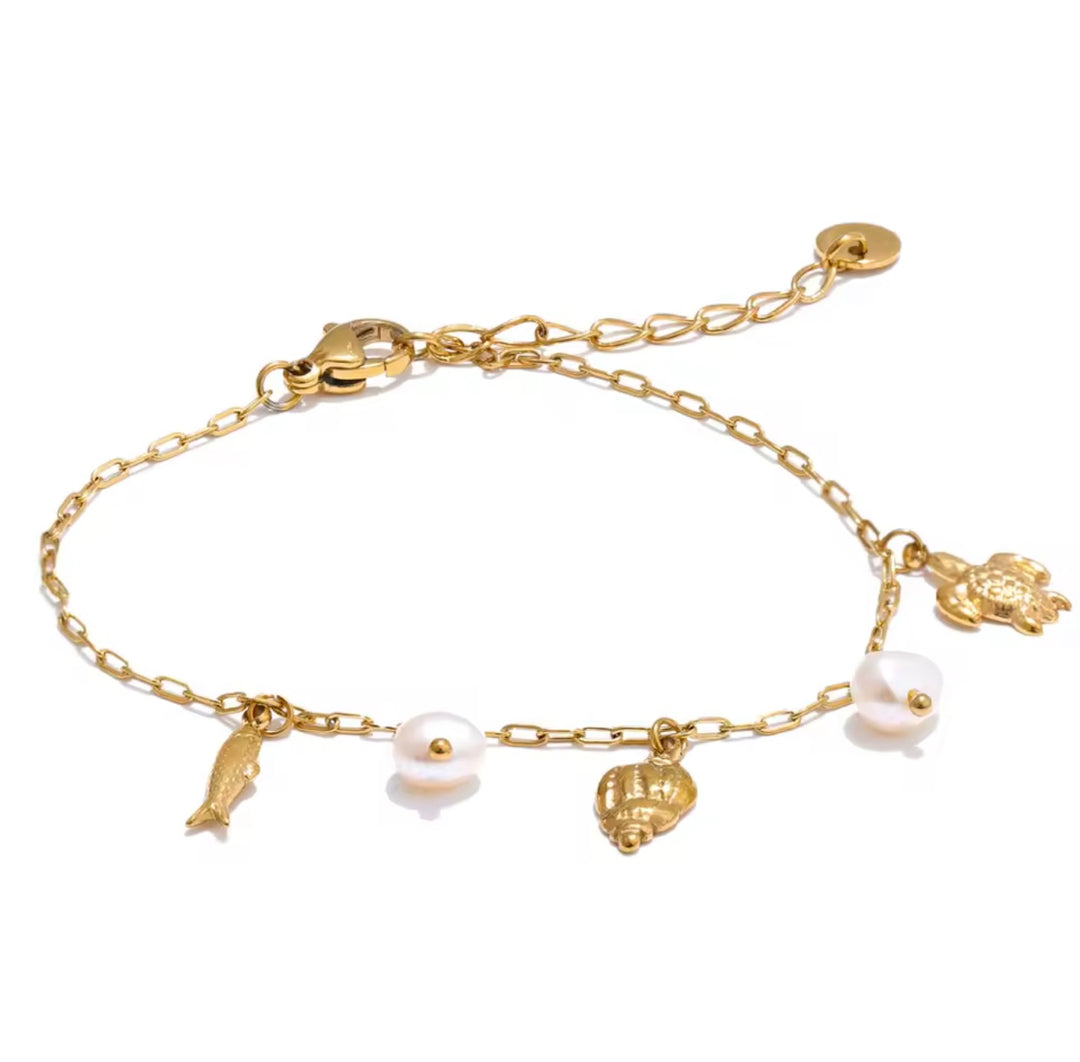 Desi Pearl Bracelet