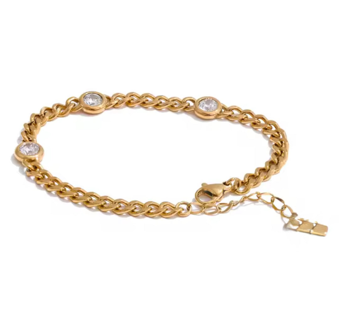 Zo Curb Chain and Bezel Bracelet