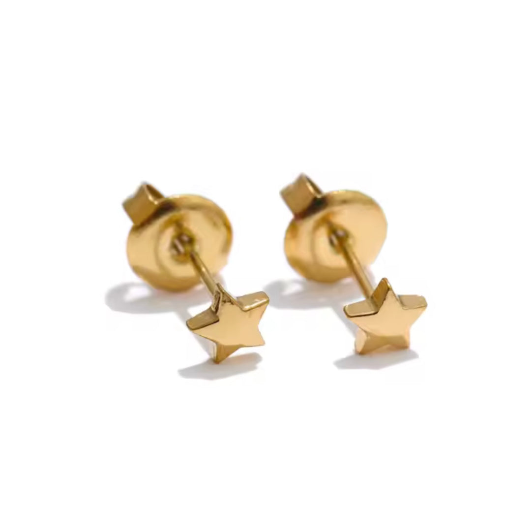 Bess Star Earrings