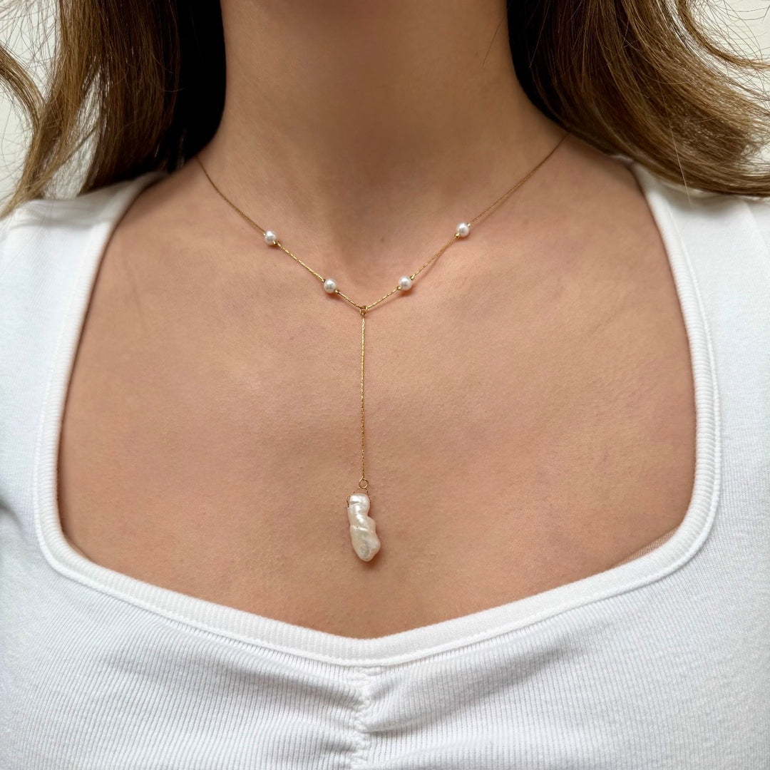 Lieisa Pearl Drop Necklace