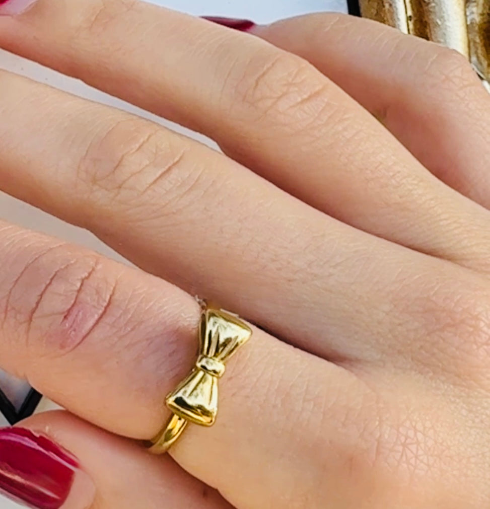 Candie Bow Ring