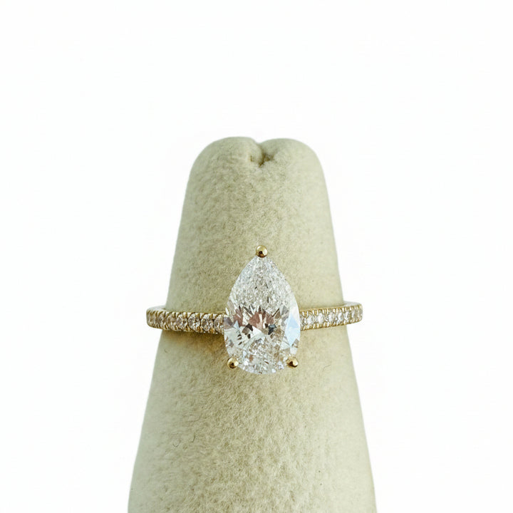 Bella 1CT Pearl Shape LBG Diamond Ring