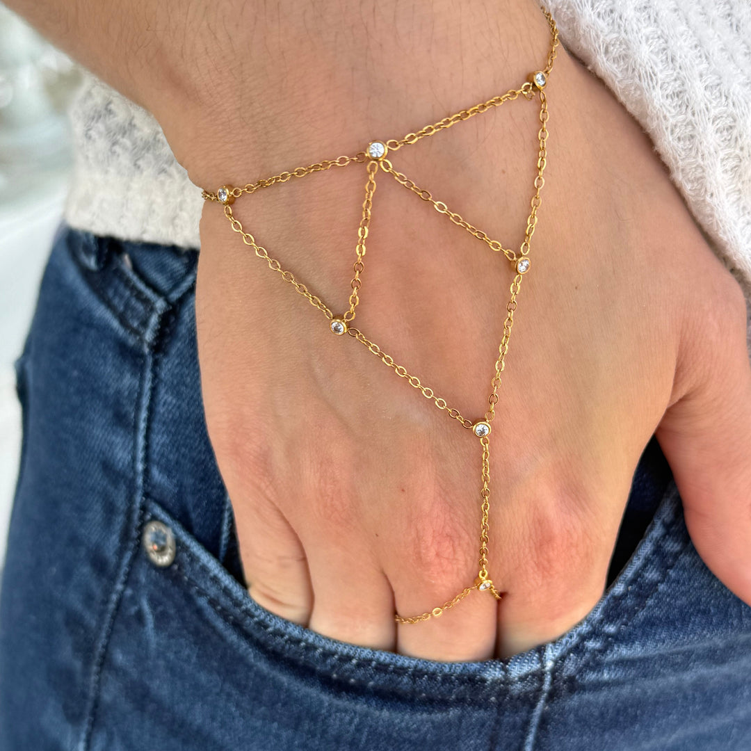 Vera Hand Chain
