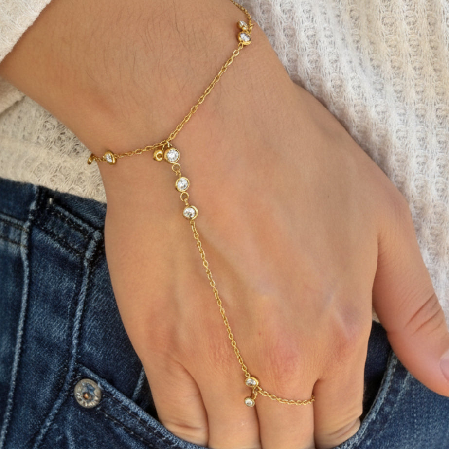 Acacia Hand Chain