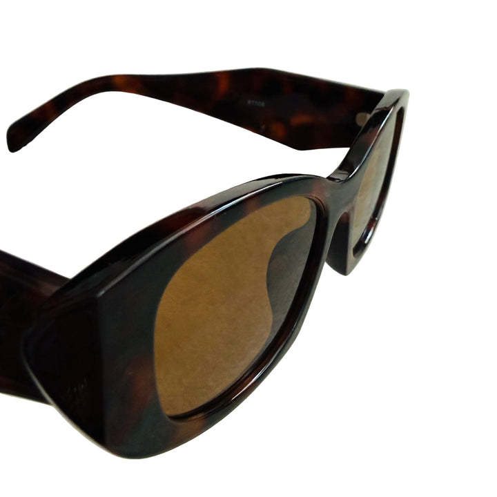 Marine Cat Eye Shades