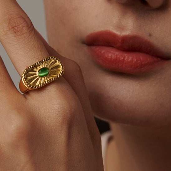 Magda Ring